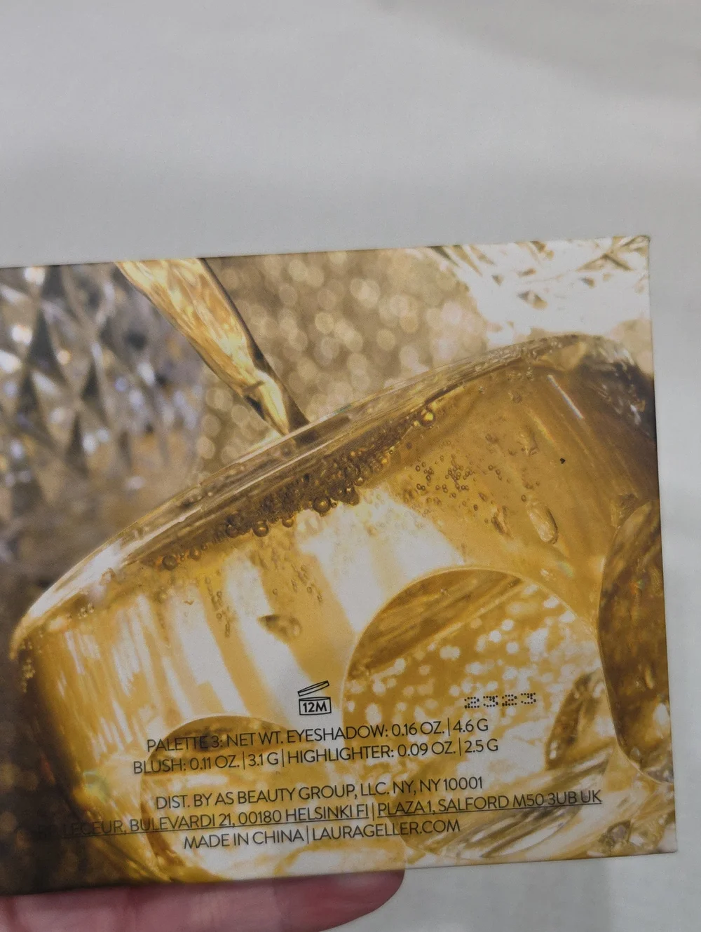 New LAURA GELLER THE HOSTESS FACE PALETTE